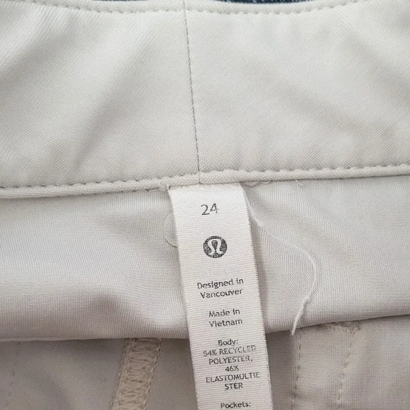 lululemon athletica Wide-Leg Cropped Pants in Light Cream - Picture 5 of 11